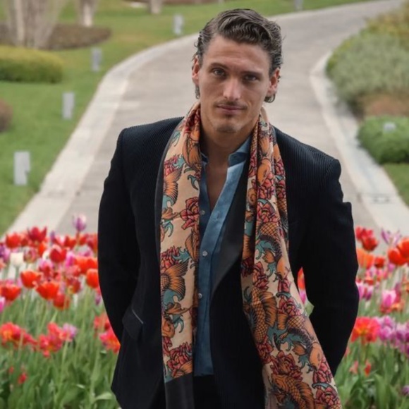 ANNE KLEIN Elegant Floral Scarf - Picture 4 of 14